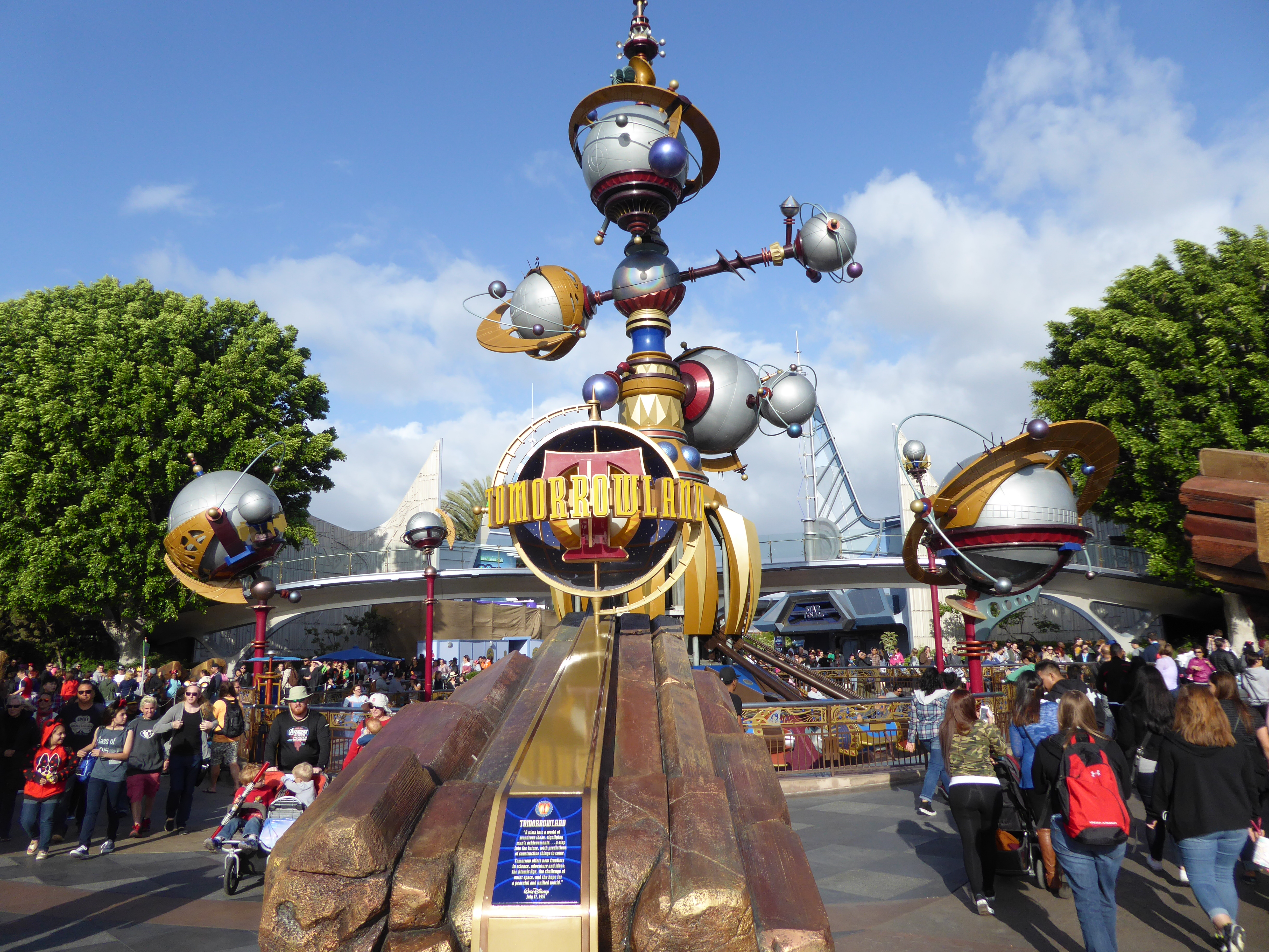 13 Facts about Disneyland's Tomorrowland You Didn't Know