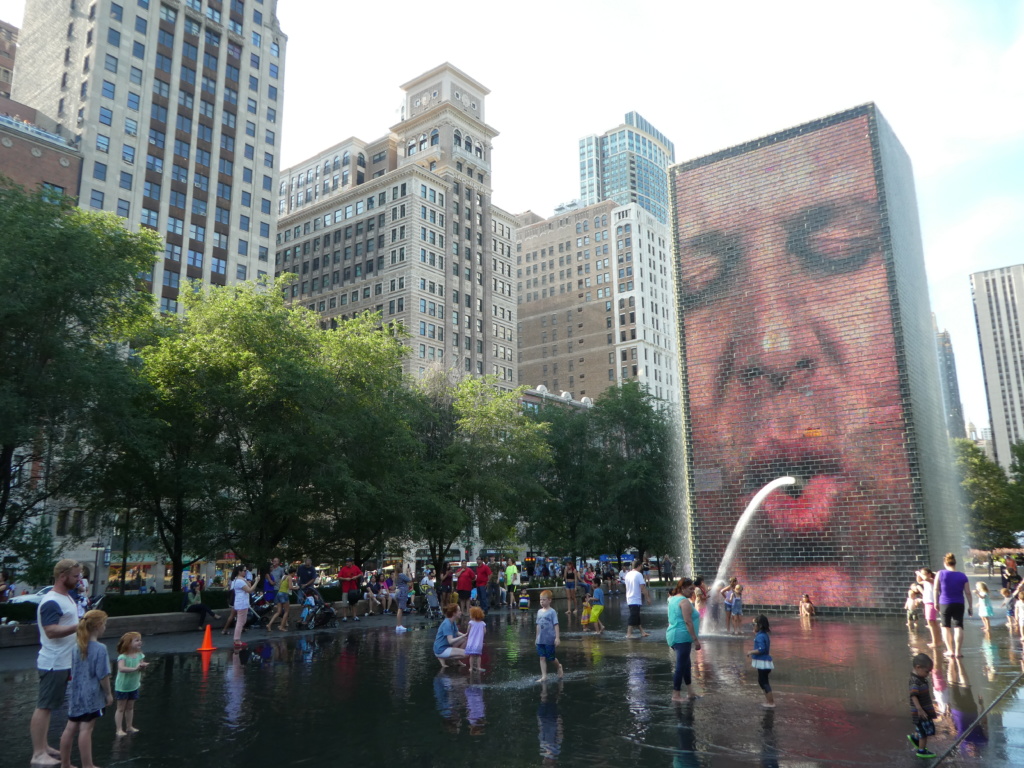 Chicago with Kids - Crown Fountain