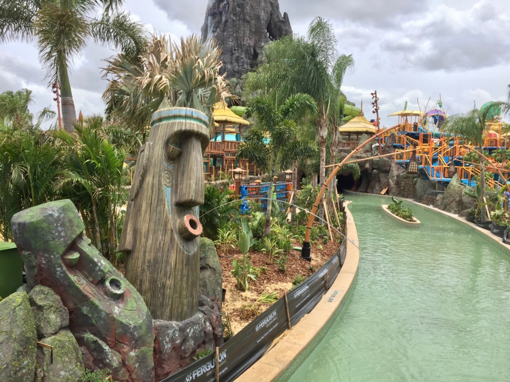 Universal's Volcano Bay lazy river - R We There Yet Mom?