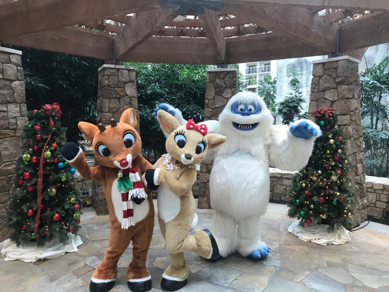 Experience the Magic of Christmas at Gaylord Texan Resort